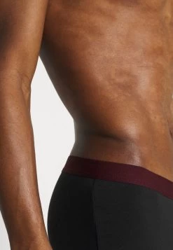 Assurance De L’Authenticité Pier One 5 PACK – Shorty Sous-vêtements Normale Homme 19 Assurance De L’Authenticité Pier One 5 PACK – Shorty Sous-vêtements Normale Homme -Pier One Boutique 06652c02e9a348c896f0578db3d95f7d