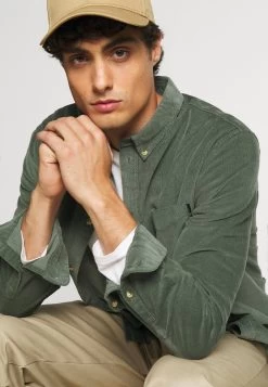 Prix Affortable Pier One CORDUROY SHIRT – Chemise Chemises Col à Boutons Homme -Pier One Boutique 1699f99e740145ec9134a1b487900aff