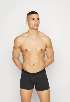 Pier One 5 PACK – Shorty Prix Aimable Sous-vêtements & Chaussettes Normale Homme -Pier One Boutique 2c18a45f16194154aeffd91978c436de