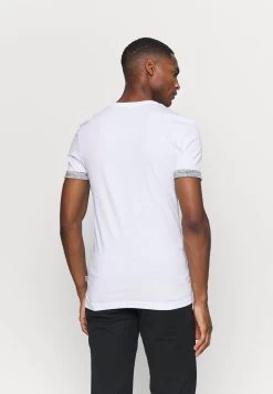 Pier One T-shirt Imprimé Prix Sacrifiés T-shirts Col Rond Homme -Pier One Boutique 3026901feff945ef8d8d349a9efbd6e9
