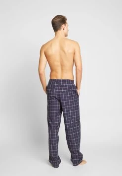 Pier One Bas De Pyjama Meilleur Prix Garanti Pyjamas Normale Homme -Pier One Boutique 31810df0c959428194d6ab1808433306