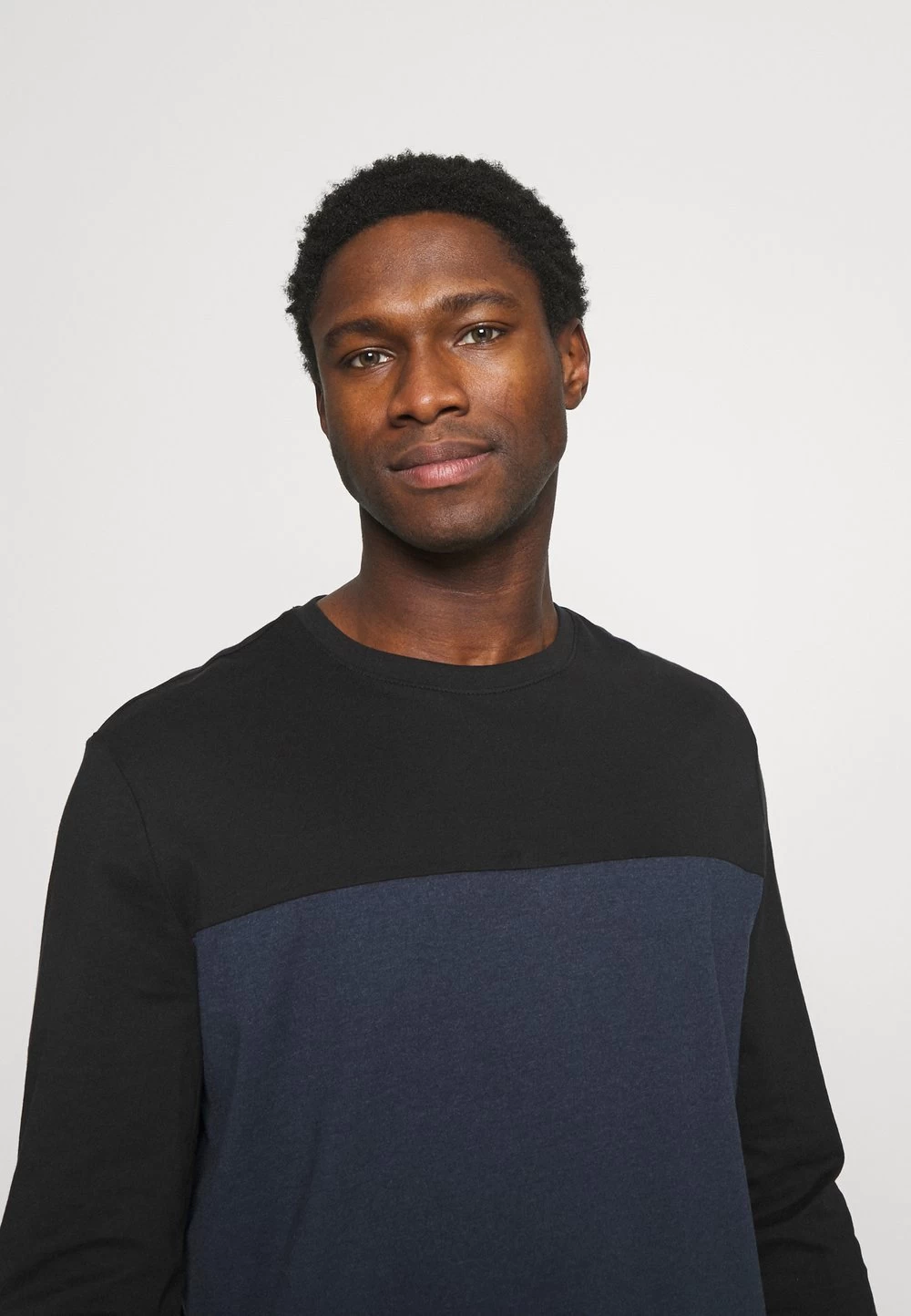 Pier One 50% Off De Vente T-shirt à Manches Longues T-shirts Col Rond Homme 4 Pier One 50% Off De Vente T-shirt à Manches Longues T-shirts Col Rond Homme – Image 4