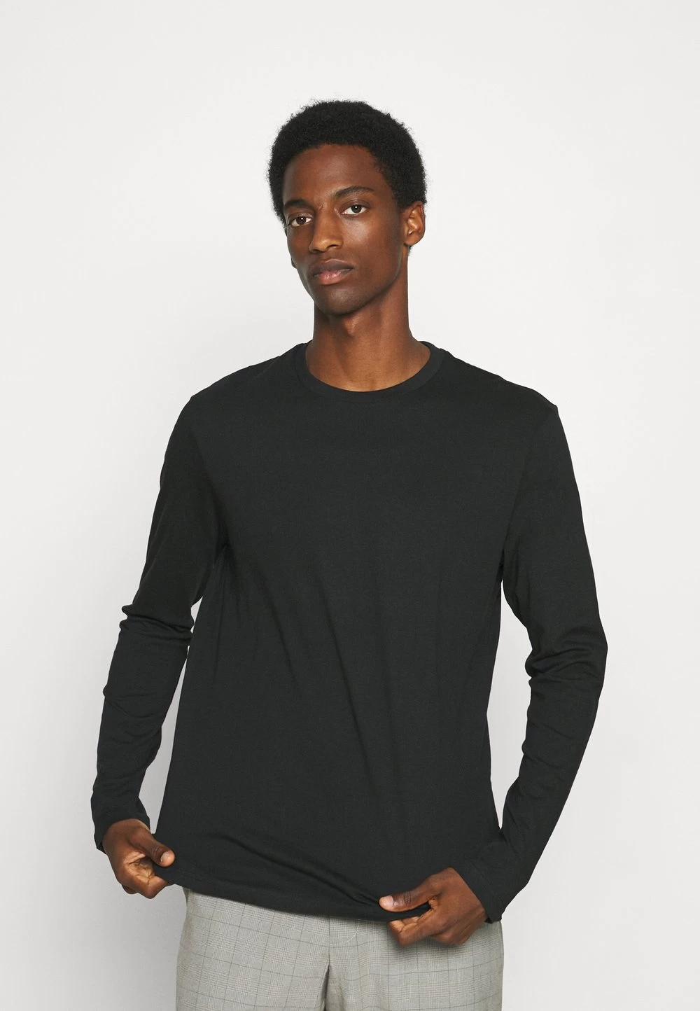 Prix Réduit Pier One 3 PACK – T-shirt à Manches Longues T-shirts Col Rond Homme 5 Prix Réduit Pier One 3 PACK – T-shirt à Manches Longues T-shirts Col Rond Homme – Image 5