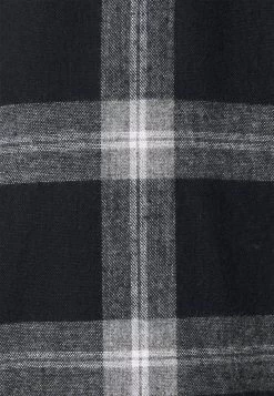 Prix Sacrifiés Pier One Chemise Chemises Capuche Homme -Pier One Boutique 3c031f85764c4255849933fc856723fb