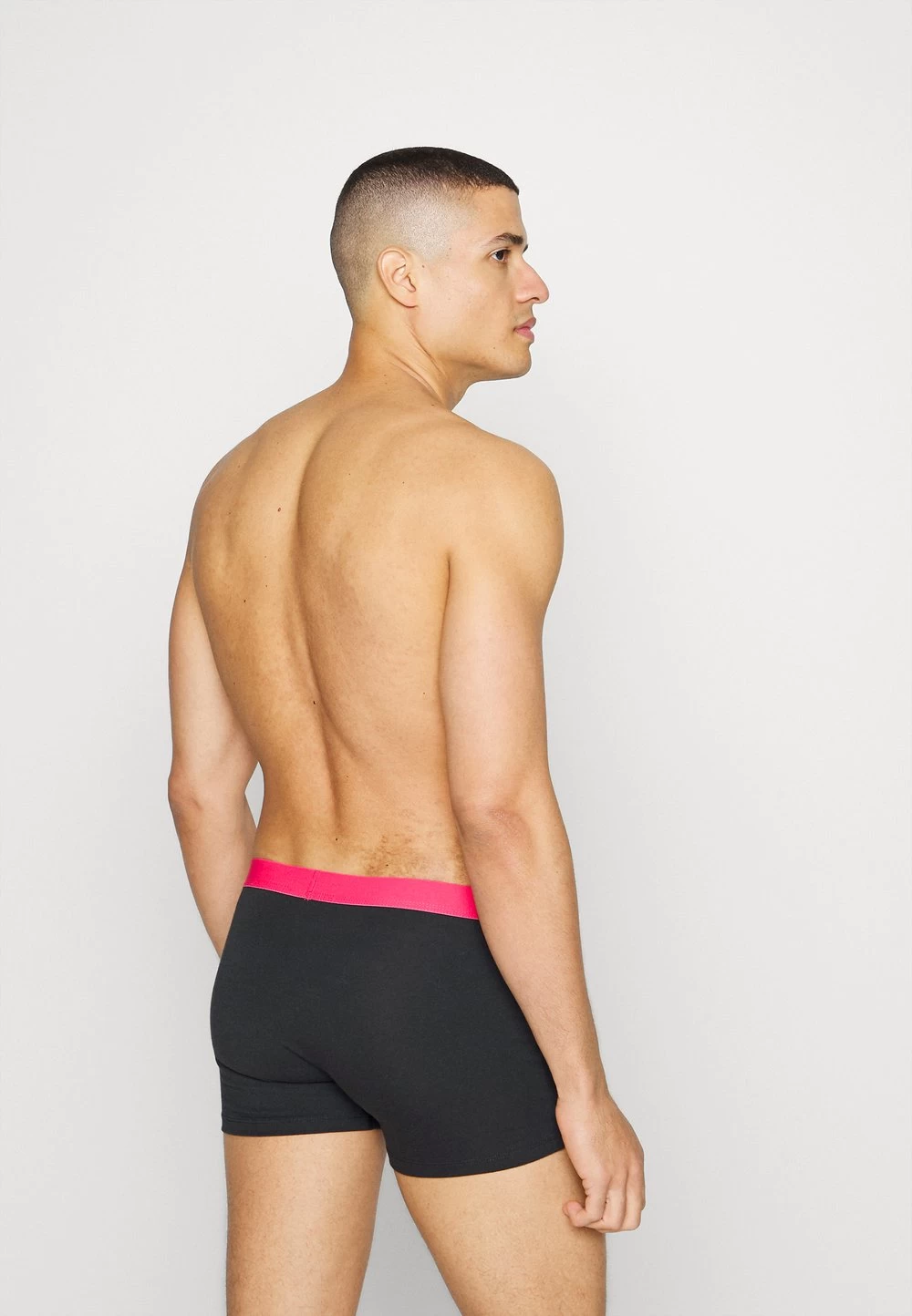 Pier One 12 PACK – Shorty Meilleure Qualité Sous-vêtements & Chaussettes Normale Homme 5 Pier One 12 PACK – Shorty Meilleure Qualité Sous-vêtements & Chaussettes Normale Homme – Image 5