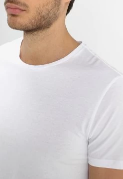 En Remise Pier One T-shirt Basique T-shirts Col Rond Homme -Pier One Boutique 45ba89a7fead4a8ab7069a4eee7a2e1a