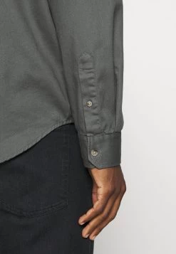 Pier One Chemise Prix Abordable Chemises Col Kent Homme -Pier One Boutique 498d673022f44f848213d9b3a9a21c3b