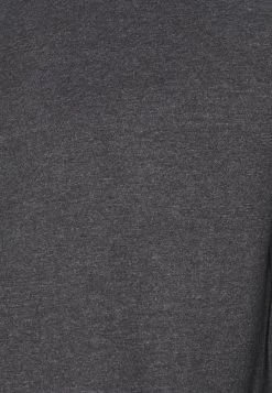 Prix Ourlé Pier One 2 PACK – T-shirt à Manches Longues T-shirts & Polos Col Rond Homme -Pier One Boutique 49983b129a4b4263aba836b315dc8942