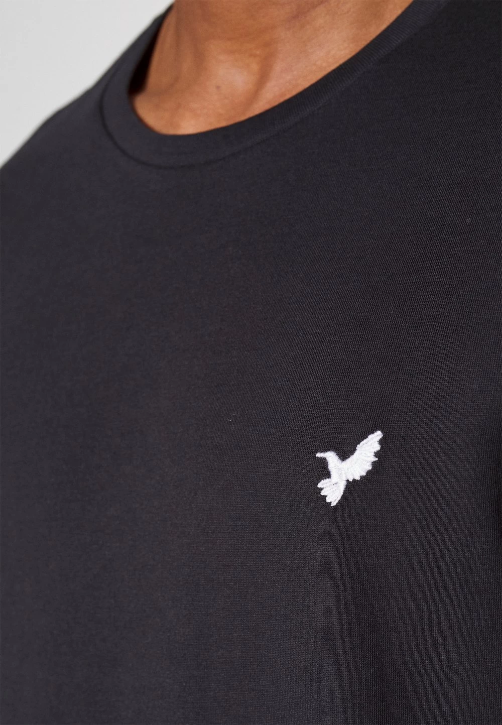 Pier One En Remise 2 PACK – T-shirt Basique T-shirts Col Rond Homme 7 Pier One En Remise 2 PACK – T-shirt Basique T-shirts Col Rond Homme – Image 7