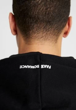 Pier One Prix Bradés UNISEX – Sweat à Capuche Sweats & Hoodies -Pier One Boutique 51f8fb0225134443854c6a85b118ca62