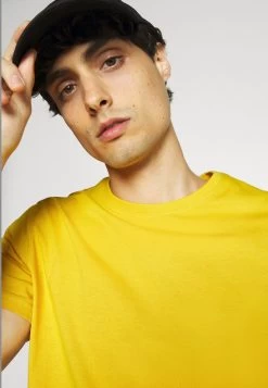 Pier One 5 PACK – T-shirt Basique Meilleur Prix Garanti T-shirts Col Rond Homme -Pier One Boutique 58ea8187bf0c4d308f3a571b2545178f