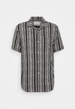 Pier One Chemise 50% Off De Vente Chemises Col Revers Homme -Pier One Boutique 5cfdb6742ba147cfb0491515e897b613