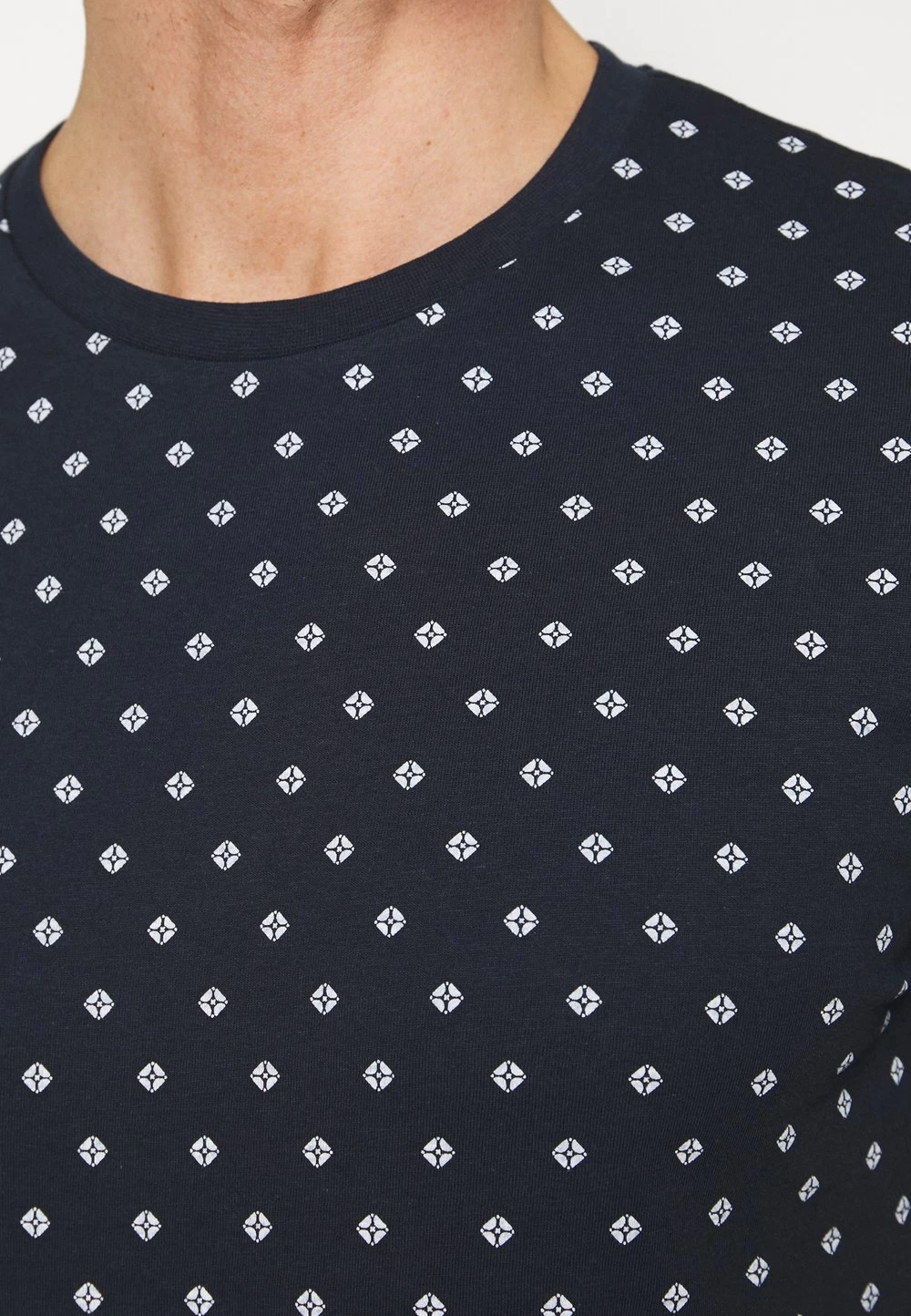 Pier One 3 PACK – T-shirt Imprimé Soldes En Ligne T-shirts & Polos Col Rond Homme 7 Pier One 3 PACK – T-shirt Imprimé Soldes En Ligne T-shirts & Polos Col Rond Homme – Image 7