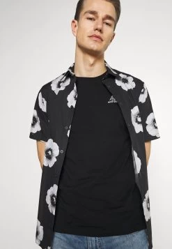 Pier One T-shirt Imprimé Prix Malin T-shirts Col Rond Homme -Pier One Boutique 637819768a5246b69f9195ee688e980c