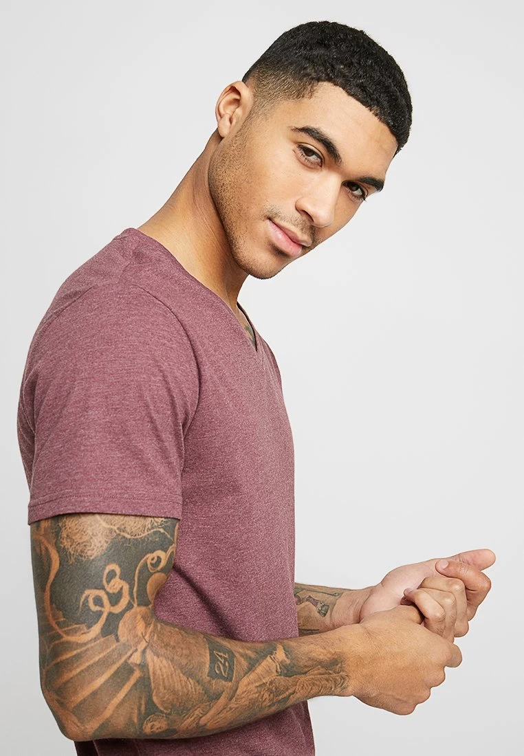 Prix Cassé Pier One T-shirt Basique T-shirts & Polos Col En V Homme 4 Prix Cassé Pier One T-shirt Basique T-shirts & Polos Col En V Homme – Image 4