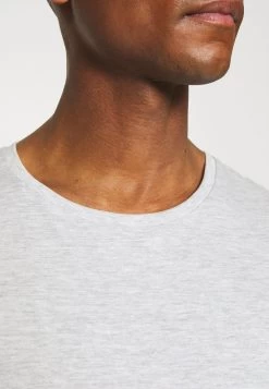 Pier One 5 PACK – T-shirt Basique Prix Avantageux T-shirts Col Rond Homme -Pier One Boutique 781514b98ac940a2934d4a3cf6c9ca05