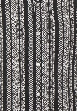 Pier One Chemise 50% Off De Vente Chemises Col Revers Homme -Pier One Boutique 7adab0330c904112a8092cbac3dbc608