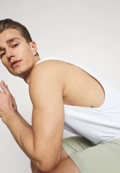 Prix Légers Pier One Débardeur T-shirts Col Rond Homme 13 Prix Légers Pier One Débardeur T-shirts Col Rond Homme -Pier One Boutique 80bdd5b0eb004e1cb2855df9ef7a8907