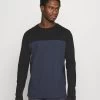 Pier One 50% Off De Vente T-shirt à Manches Longues T-shirts Col Rond Homme