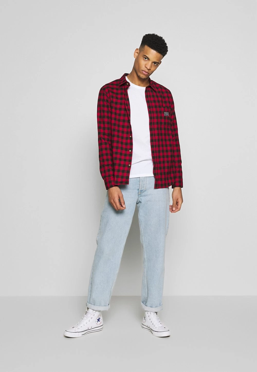 Pier One 3 PACK – T-shirt Basique – Black/ White Prix Gelé T-shirts Col Rond Homme 2 Pier One 3 PACK – T-shirt Basique – Black/ White Prix Gelé T-shirts Col Rond Homme – Image 2