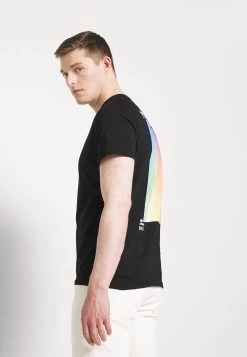 Pier One Prix Imbattable T-shirt Imprimé T-shirts Col Rond Homme -Pier One Boutique 853f4908b81d490192a3610960567df9