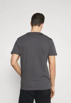 Prix Allégé Pier One T-shirt Imprimé T-shirts Col Rond Homme 11 Prix Allégé Pier One T-shirt Imprimé T-shirts Col Rond Homme -Pier One Boutique 85d581bb6af345baa6346c14656c00e7