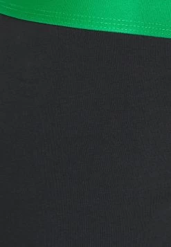 Pier One Soldes En Ligne 5 PACK – Shorty Sous-vêtements & Chaussettes Normale Homme -Pier One Boutique 897a7645a7b545e79f242d907cc349d4