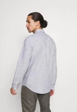 Prix Cassé Pier One Chemise Chemises Col à Boutons Homme 10 Prix Cassé Pier One Chemise Chemises Col à Boutons Homme -Pier One Boutique 8cf577e4ba27485bba3ac679be507afc