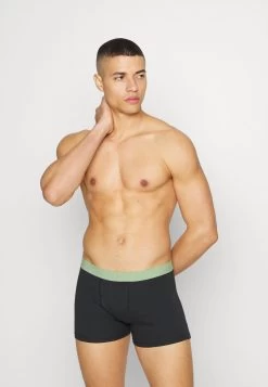 Première Qualité Pier One 5 PACK – Shorty Sous-vêtements & Chaussettes Normale Homme 18 Première Qualité Pier One 5 PACK – Shorty Sous-vêtements & Chaussettes Normale Homme -Pier One Boutique 8d6b12fd085644019287300560163025