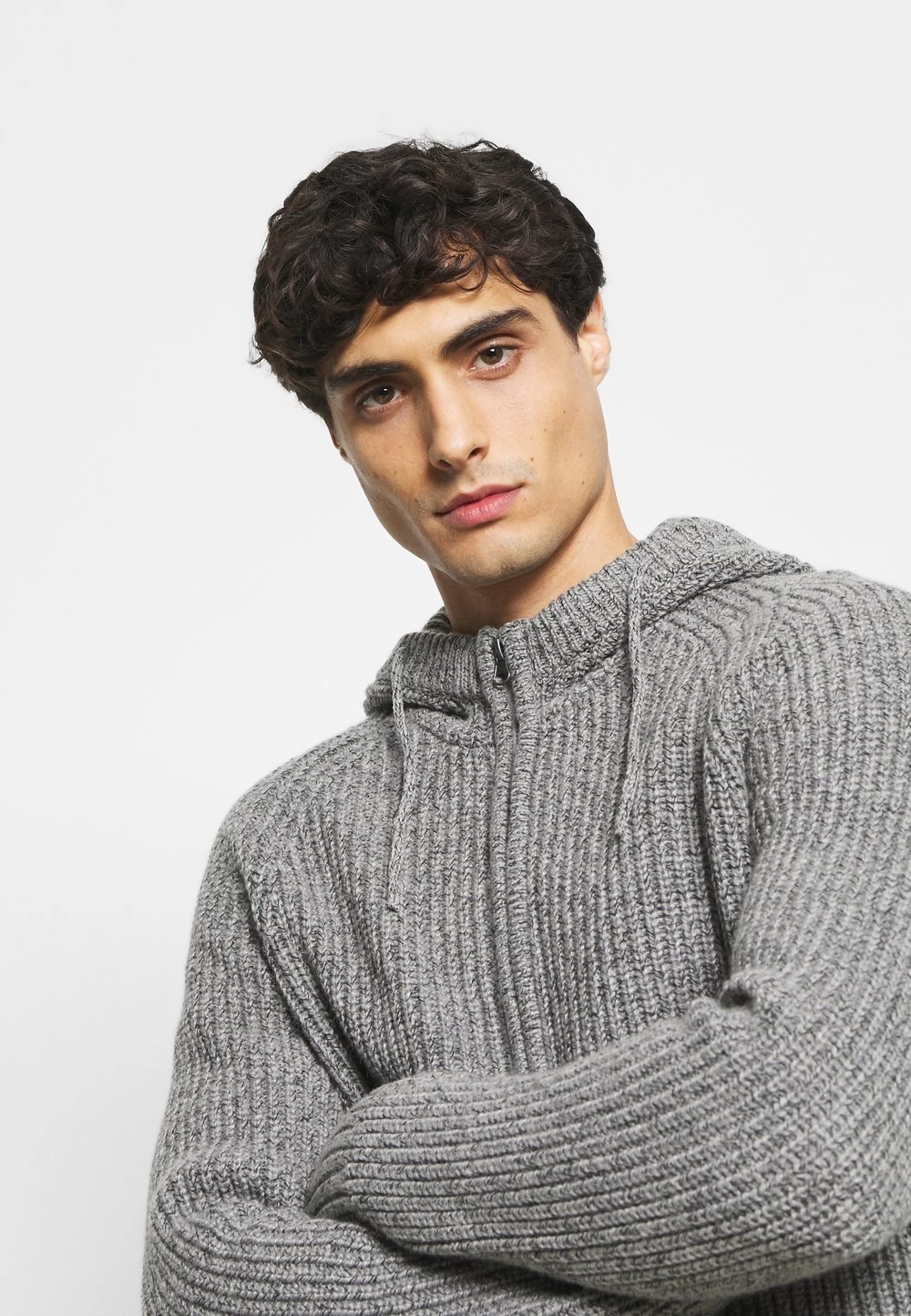 Pier One Réduction Gilet Pulls & Gilets Capuche Homme 1 Pier One Réduction Gilet Pulls & Gilets Capuche Homme