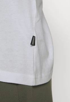 Pier One T-shirt Basique Bonne Qualité T-shirts Col Rond Homme -Pier One Boutique 8ebc0a42ec8641ada39deddb5d50c34c