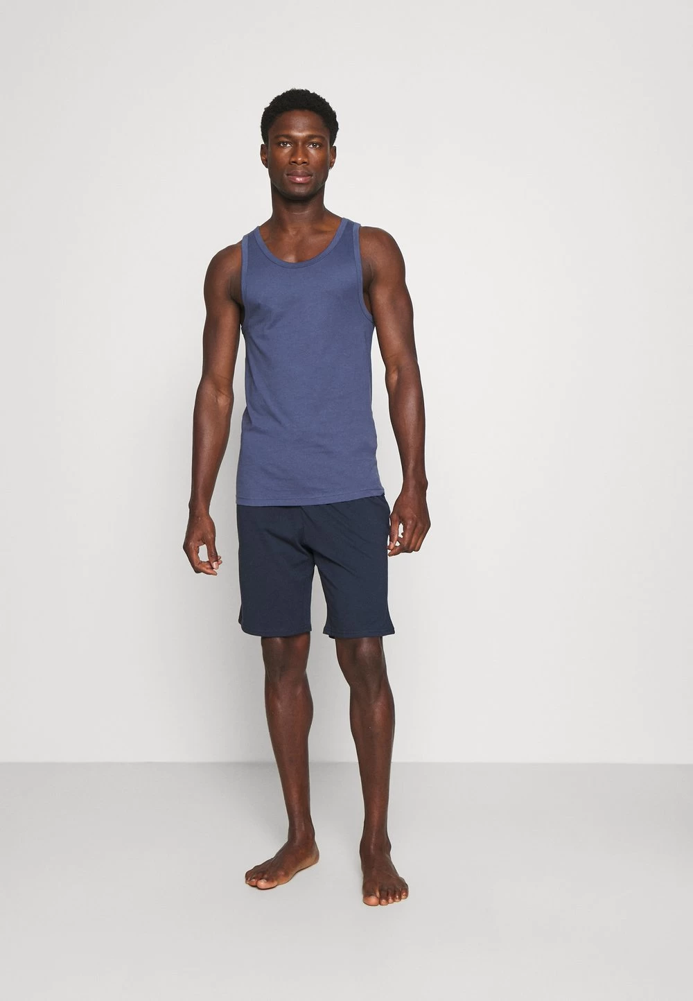 Pier One Pyjama Vendre-Réclame Pyjamas Normale Homme 2 Pier One Pyjama Vendre-Réclame Pyjamas Normale Homme – Image 2