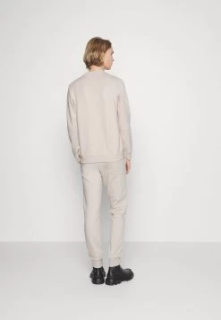 Prix Avantageux Pier One UNITED UTILITY CREW – Sweatshirt Sweats & Hoodies Col Rond Homme -Pier One Boutique 9106cbd155854d5780b0c01917ebef52