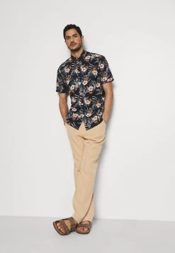 Pier One Chemise Soldes En Ligne Chemises Col Kent Homme 12 Pier One Chemise Soldes En Ligne Chemises Col Kent Homme -Pier One Boutique 99a8286a13da4ec6ab892694661406b1