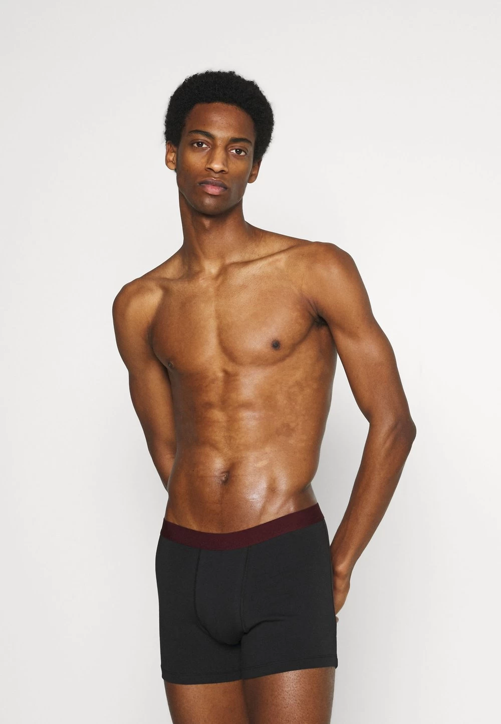 Assurance De L’Authenticité Pier One 5 PACK – Shorty Sous-vêtements Normale Homme 1 Assurance De L’Authenticité Pier One 5 PACK – Shorty Sous-vêtements Normale Homme