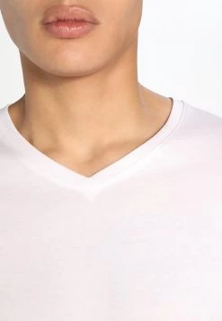 Pier One 3 PACK – T-shirt Basique Qualité Absolue T-shirts & Polos Col En V Homme 10 Pier One 3 PACK – T-shirt Basique Qualité Absolue T-shirts & Polos Col En V Homme -Pier One Boutique 9abc9cc617ba4ec3b6c4b6ec1eb8bbcc