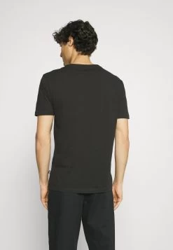 Pier One 5 PACK – T-shirt Basique Qualité Garantie T-shirts Col Rond Homme -Pier One Boutique a0c7b6453ce14bcdb30df26ad77873b2