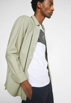 Prix Malin Pier One T-shirt Imprimé T-shirts Col Rond Homme -Pier One Boutique a1ea186a890342a289d28dd9a6c48aa1