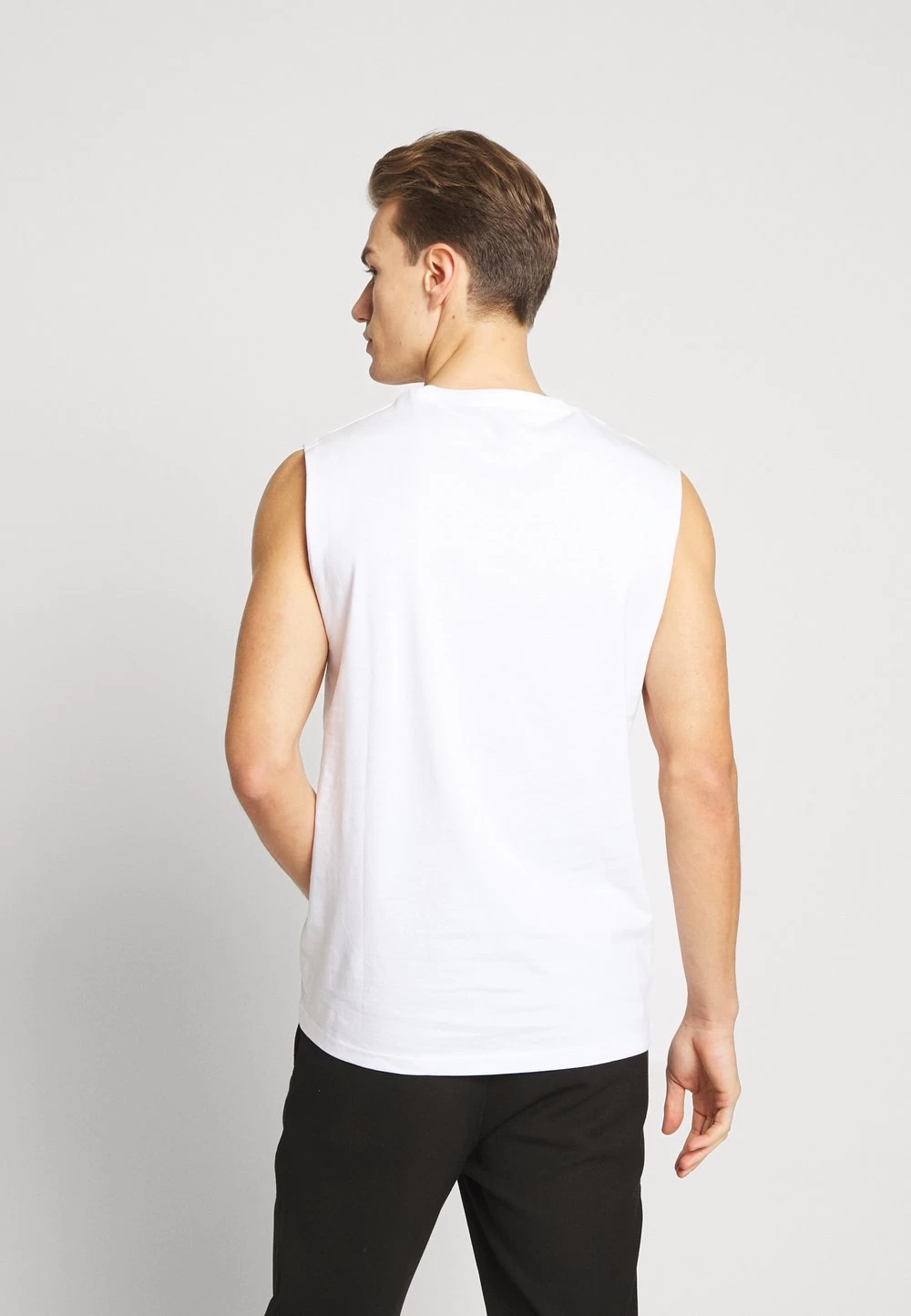 Pier One 3 PACK – T-shirt Basique Bonne Qualité T-shirts & Polos Col Rond Homme 3 Pier One 3 PACK – T-shirt Basique Bonne Qualité T-shirts & Polos Col Rond Homme – Image 3