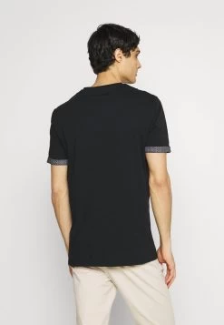 Pier One Prix Malin T-shirt Imprimé T-shirts Col Rond Homme -Pier One Boutique ad792c037a674686a7b96954ea83c51e