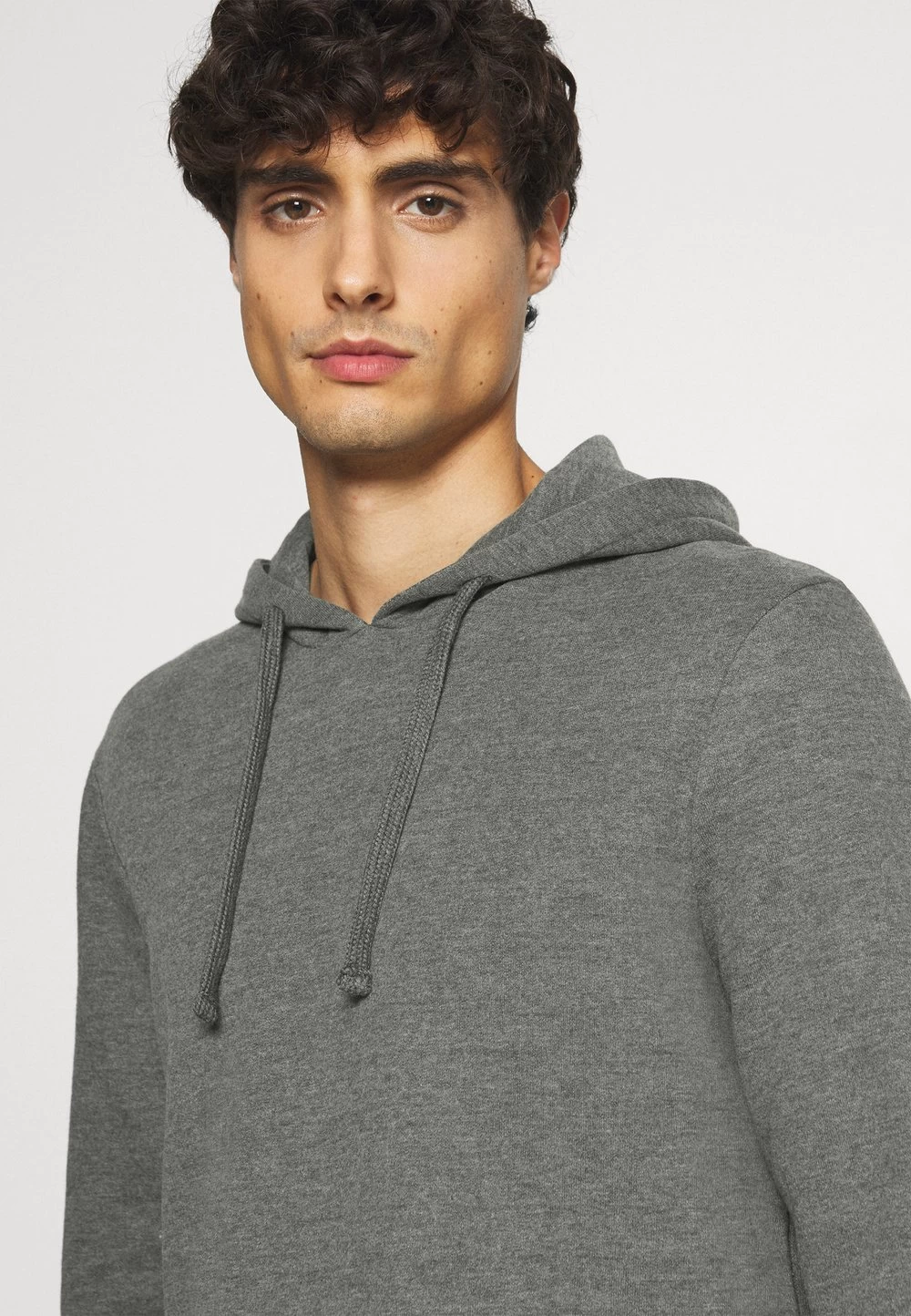 50% Off De Vente Pier One LOUNGE SWEATSHIRT – Haut De Pyjama Pyjamas Capuche Homme 4 50% Off De Vente Pier One LOUNGE SWEATSHIRT – Haut De Pyjama Pyjamas Capuche Homme – Image 4
