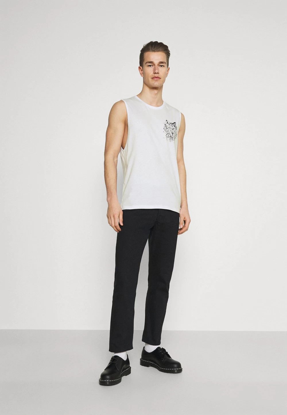 Pier One Soldes En Ligne Débardeur T-shirts Col Rond Homme 2 Pier One Soldes En Ligne Débardeur T-shirts Col Rond Homme – Image 2