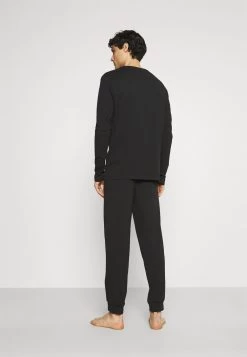 Haute Qualité Pier One Pyjama Pyjamas Haute Homme -Pier One Boutique b9b8fb88b64649ea840444d93817e424