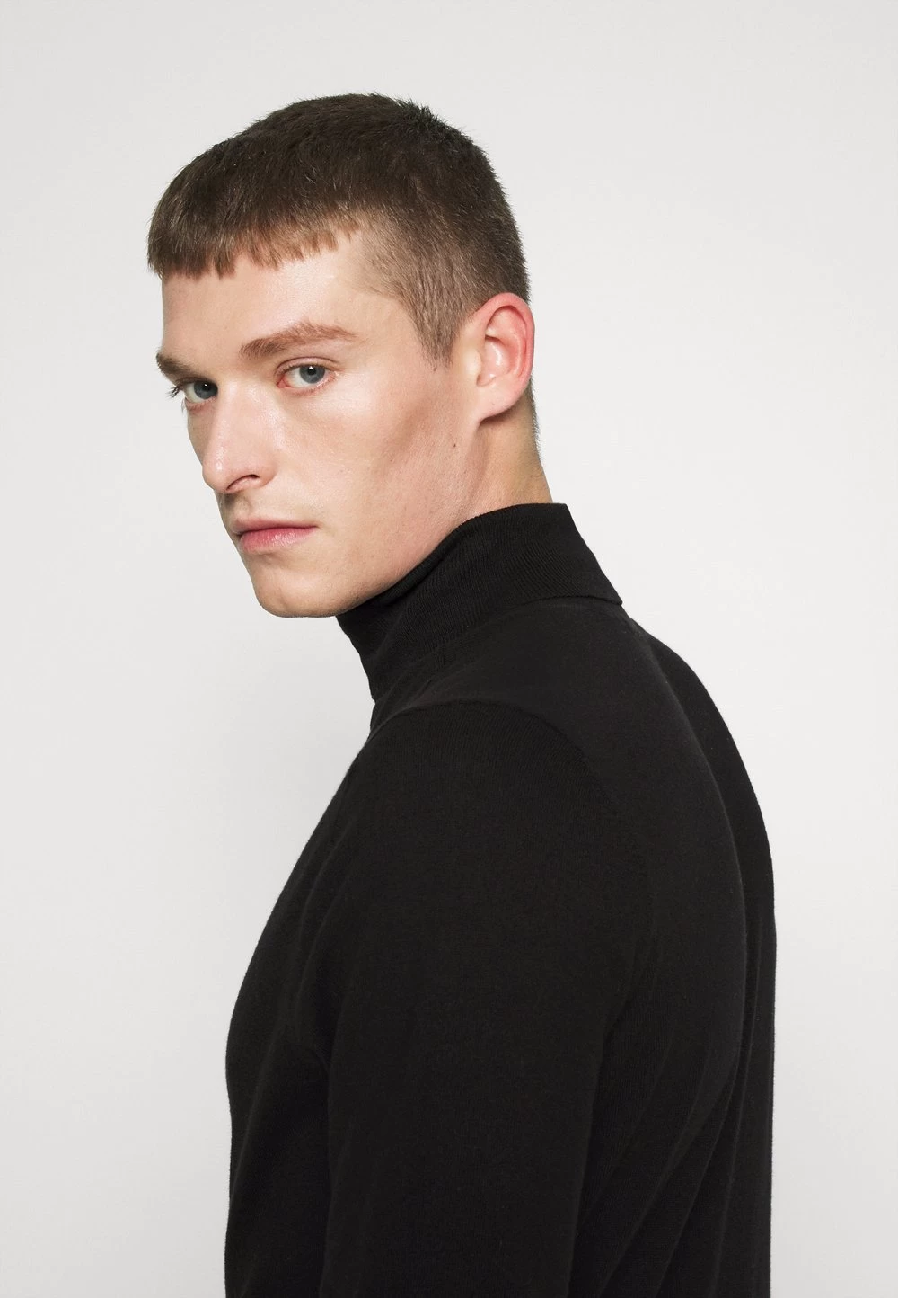 Prix Avantageux Pier One 2 PACK – Pullover Pulls Et Gilets Col Roulé Homme 4 Prix Avantageux Pier One 2 PACK – Pullover Pulls Et Gilets Col Roulé Homme – Image 4