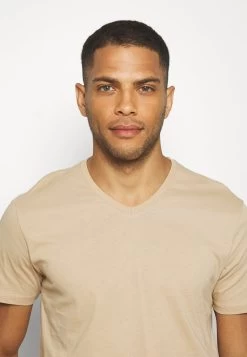 Prix Affortable Pier One 3 PACK – T-shirt Basique T-shirts Col En V Homme -Pier One Boutique bbffca6578f845cdab35cb6a6e69d608