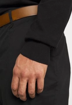 Pier One 50% Off De Vente Pullover Pulls Et Gilets Col Roulé Homme 15 Pier One 50% Off De Vente Pullover Pulls Et Gilets Col Roulé Homme -Pier One Boutique c491cef8c25c426aaa48c349875b40e7