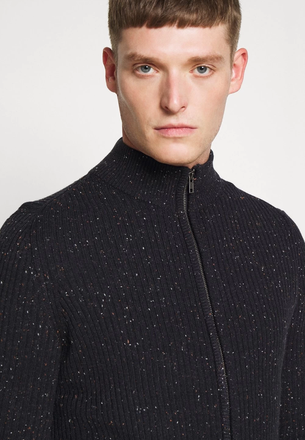 Pier One Prix Affortable Gilet Pulls & Gilets Col Officier Homme 5 Pier One Prix Affortable Gilet Pulls & Gilets Col Officier Homme – Image 5