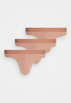 Prix Dynamité Pier One 3 PACK – Slip Sous-vêtements & Chaussettes Normale Homme 9 Prix Dynamité Pier One 3 PACK – Slip Sous-vêtements & Chaussettes Normale Homme -Pier One Boutique c9d0fe457b104d0288ce04b2e9e24247 1