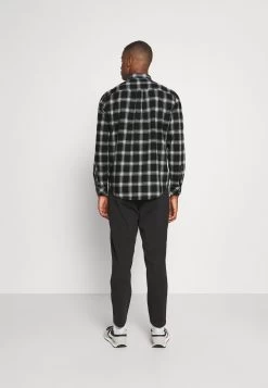 Pier One Chemise Prix Favorable Chemises Col Kent Homme -Pier One Boutique c9f40251dccf4fbd9bdaf9cb438b84c5