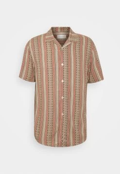 Pier One Chemise Qualité Garantie 100% Chemises Col Revers Homme -Pier One Boutique c9f8f3ca4eb045d6a2a82e9c9daaecf9